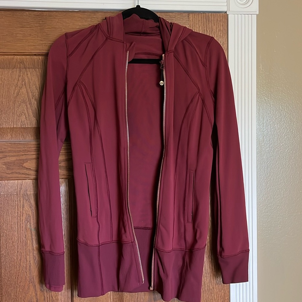 Lululemon maroon jacket